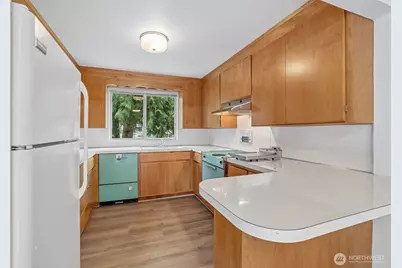 31430 W Lake Morton Drive SE, Kent, WA 98042 - Photo 4