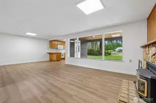 31430 W Lake Morton Dr SE, Kent, WA 98042 - Photo 8