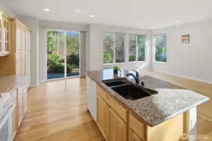 24036 NE Adair Rd, Redmond, WA 98053 - Photo 18