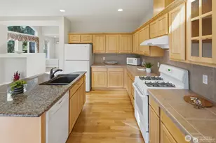 24036 NE Adair Rd, Redmond, WA 98053 - Photo 16
