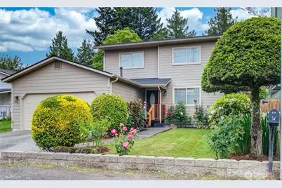 8630 44th Avenue S, Seattle, WA 98118 - Photo 1