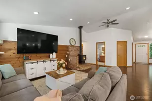 9193 SE Willock Rd, Olalla, WA 98359 - Photo 6