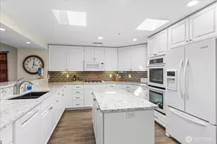 110 James St, Edmonds, WA 98020 - Photo 8