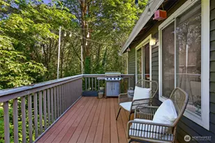 5126 S Garden Loop Rd, Seattle, WA 98118 - Photo 14