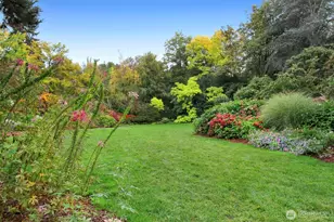 5126 S Garden Loop Rd, Seattle, WA 98118 - Photo 36