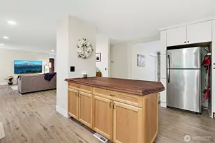 16624 SE 240th St, Kent, WA 98042 - Photo 12