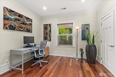 400 NE 50th Street, Seattle, WA 98105 - Photo 12