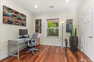 400 NE 50th St, Seattle, WA 98105 - Photo 12