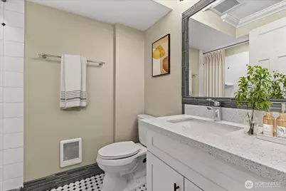 400 NE 50th Street, Seattle, WA 98105 - Photo 30