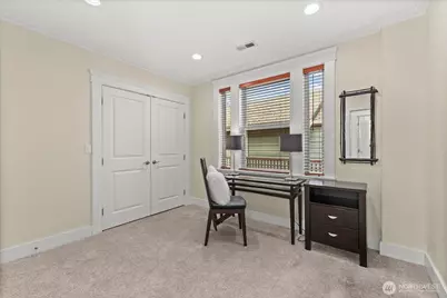 400 NE 50th Street, Seattle, WA 98105 - Photo 20