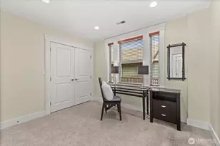 400 NE 50th St, Seattle, WA 98105 - Photo 20