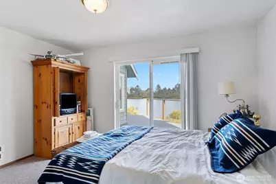 580 Mount Olympus Avenue SE, Ocean Shores, WA 98569 - Photo 16