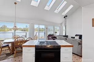 580 Mt Olympus Ave SE, Ocean Shores, WA 98569 - Photo 12