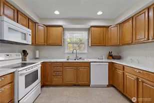 8389 SW Harmon St, Port Orchard, WA 98367 - Photo 10
