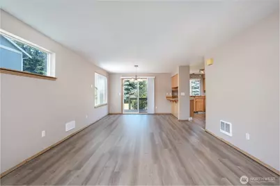 5221 64th Street W, University Place, WA 98467 - Photo 8
