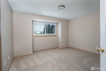 5221 64th Street W, University Place, WA 98467 - Photo 16