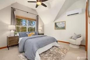300 Wyatt Way NE, Bainbridge Island, WA 98110 - Photo 18