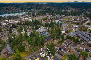 300 Wyatt Way NE, Bainbridge Island, WA 98110 - Photo 32