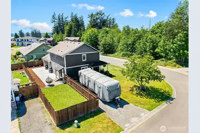 2435 Baldwin Place, Blaine, WA 98230 - Photo 2