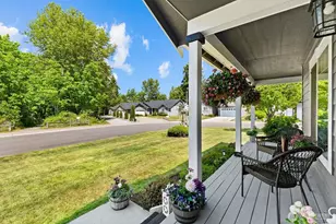 2435 Baldwin Pl, Blaine, WA 98230 - Photo 4