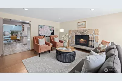 2119 Aberdeen Avenue NE, Renton, WA 98056 - Photo 2
