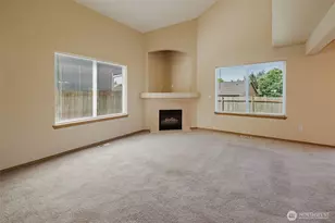 4024 152nd St Ct E, Tacoma, WA 98446 - Photo 4