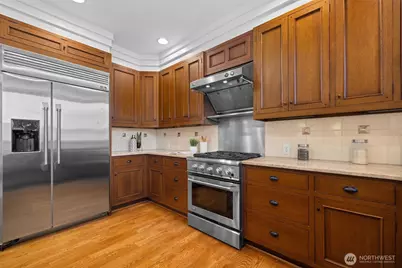 2057 E Beaver Lake Drive SE, Sammamish, WA 98075 - Photo 14