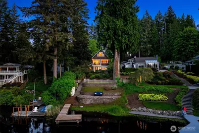 2057 E Beaver Lake Drive SE, Sammamish, WA 98075 - Photo 1
