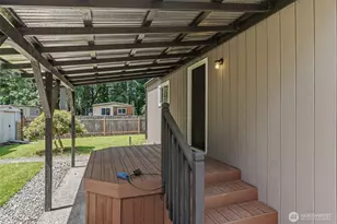 8021 Old Pacific Hwy N, Castle Rock, WA 98611 - Photo 4