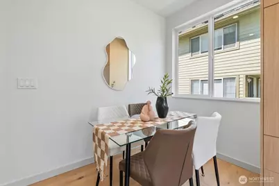 4414 Corliss Avenue N #B, Seattle, WA 98103 - Photo 8