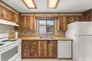 18501 52nd Ave W, Lynnwood, WA 98037 - Photo 10