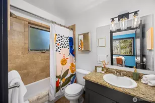 316 W Barrett St, Seattle, WA 98119 - Photo 14