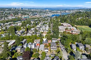316 W Barrett St, Seattle, WA 98119 - Photo 20