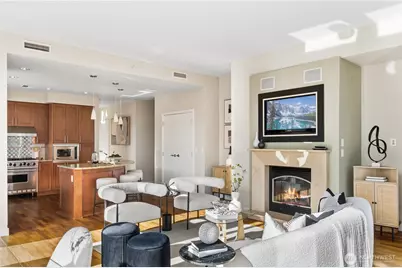 10650 NE 9th Place #2122, Bellevue, WA 98004 - Photo 4
