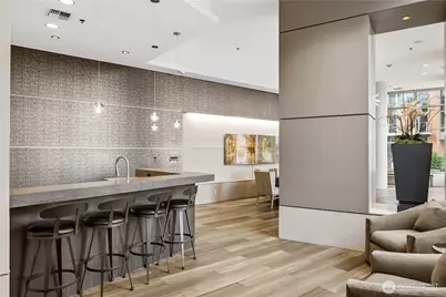 10650 NE 9th Place #2122, Bellevue, WA 98004 - Photo 32