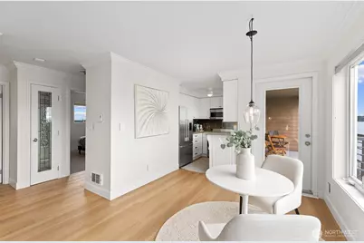 334 Lakeside Avenue S #207, Seattle, WA 98144 - Photo 8