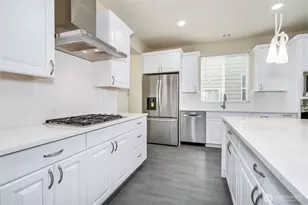 16209 SE 51st Pl, Bellevue, WA 98006 - Photo 4