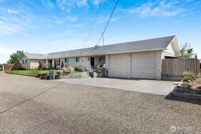 7802 Hicks Road, Grandview, WA 98930 - Photo 20