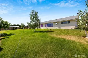 7802 Hicks Rd, Grandview, WA 98930 - Photo 26