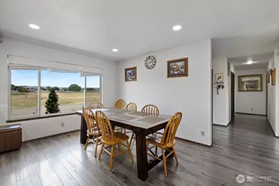7802 Hicks Road, Grandview, WA 98930 - Photo 12