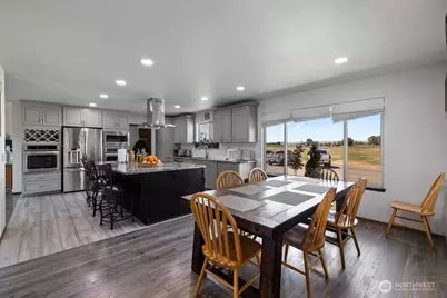 7802 Hicks Road, Grandview, WA 98930 - Photo 8