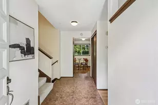 7509 42nd Ave NE, Seattle, WA 98115 - Photo 2
