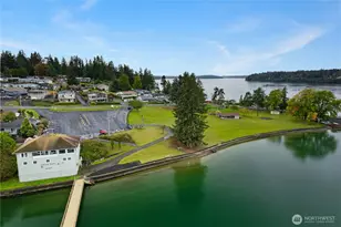 9823 Whitecap Dr NW, Olympia, WA 98502 - Photo 30