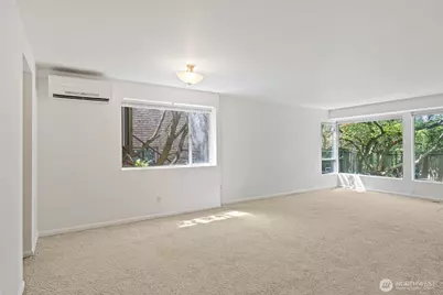 5044 Sand Point Way NE, Seattle, WA 98105 - Photo 6
