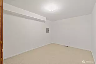 5044 Sand Point Way NE, Seattle, WA 98105 - Photo 14