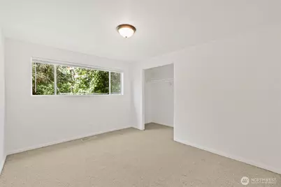 5044 Sand Point Way NE, Seattle, WA 98105 - Photo 12
