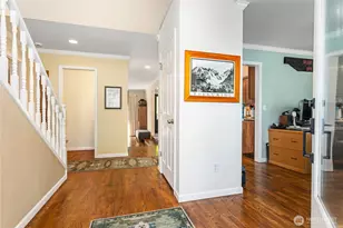 329 Viewcrest Rd, Bellingham, WA 98229 - Photo 4