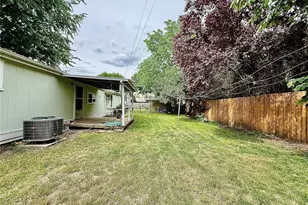 321 Bruce St, Waitsburg, WA 99361 - Photo 22