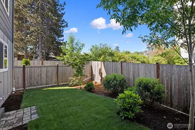 8025 177th Place NE #C101, Kenmore, WA 98028 - Photo 32