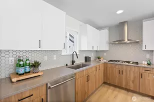 8025 177th Pl NE, Kenmore, WA 98028 - Photo 14